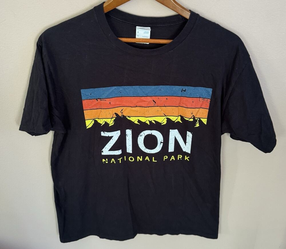 Zion National Park Short Sleeve T-Shirt Large Black